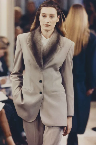 Look 9